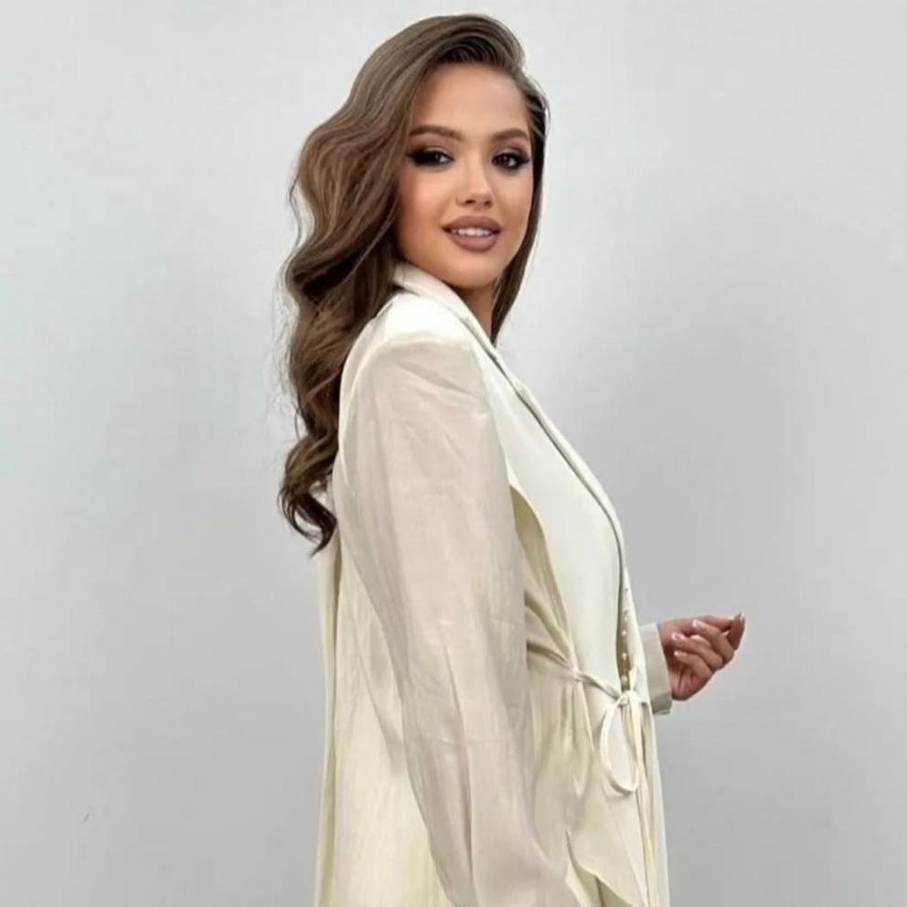 Aria – Effortless allure, reinvented