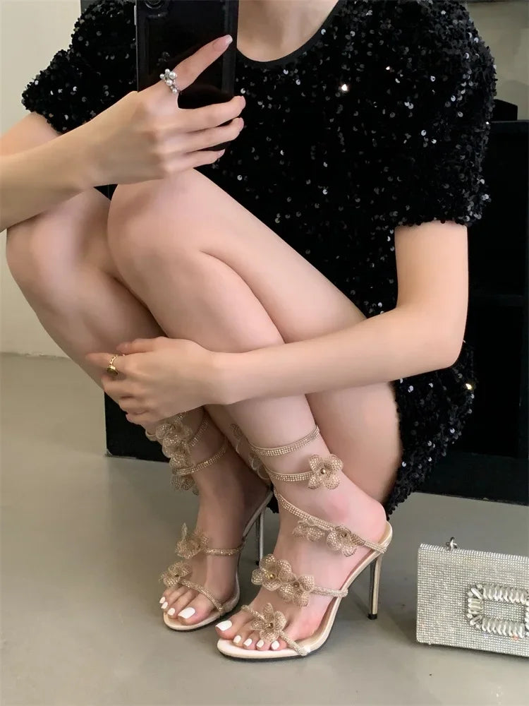 Aneikeh Crystal – L’éclat pur à vos pieds