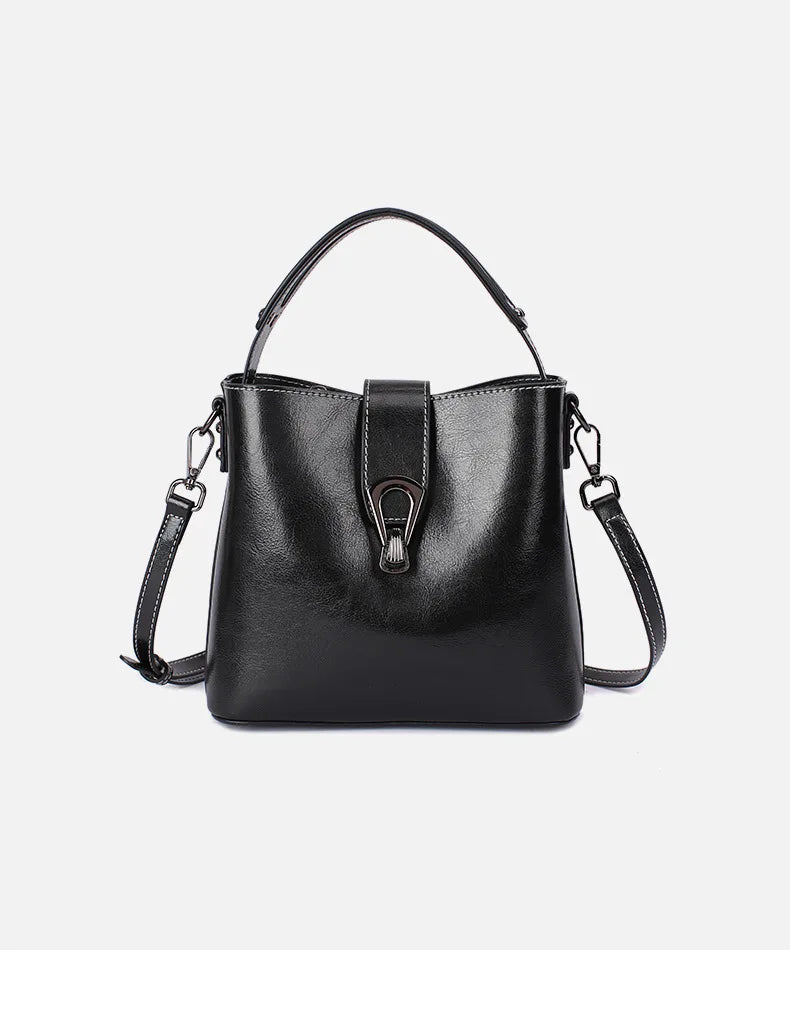 Maréia – Élégance intemporelle en cuir véritable