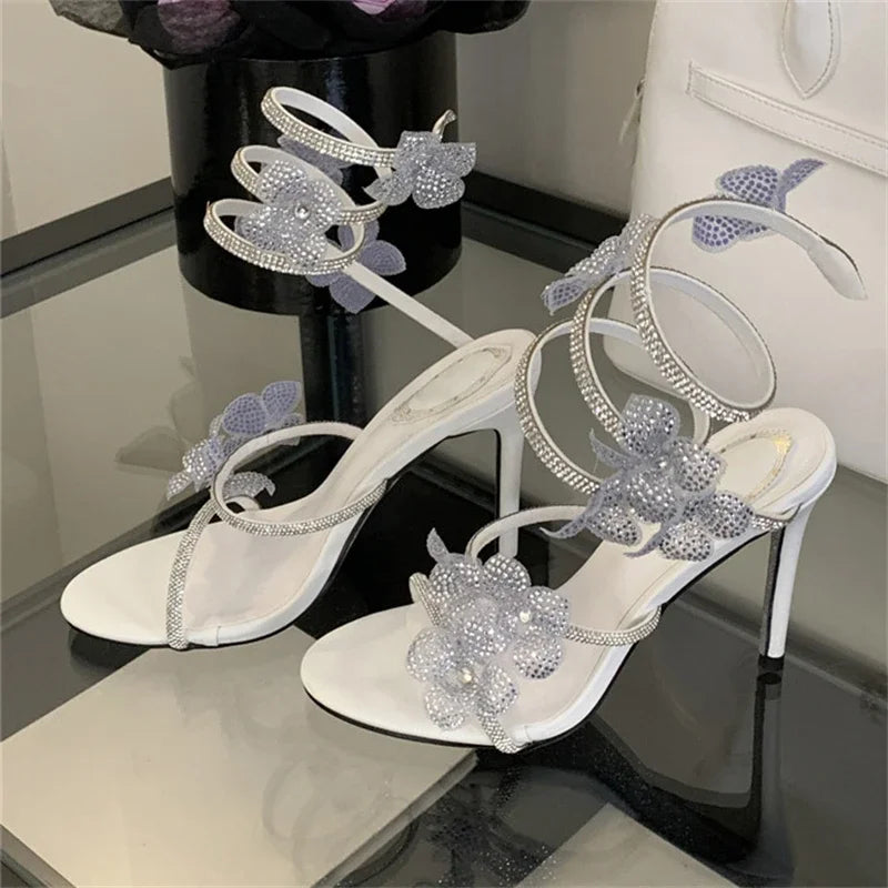 Aneikeh Crystal – L’éclat pur à vos pieds