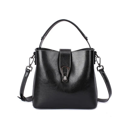 Maréia – Élégance intemporelle en cuir véritable