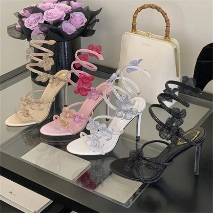 Aneikeh Crystal – L’éclat pur à vos pieds